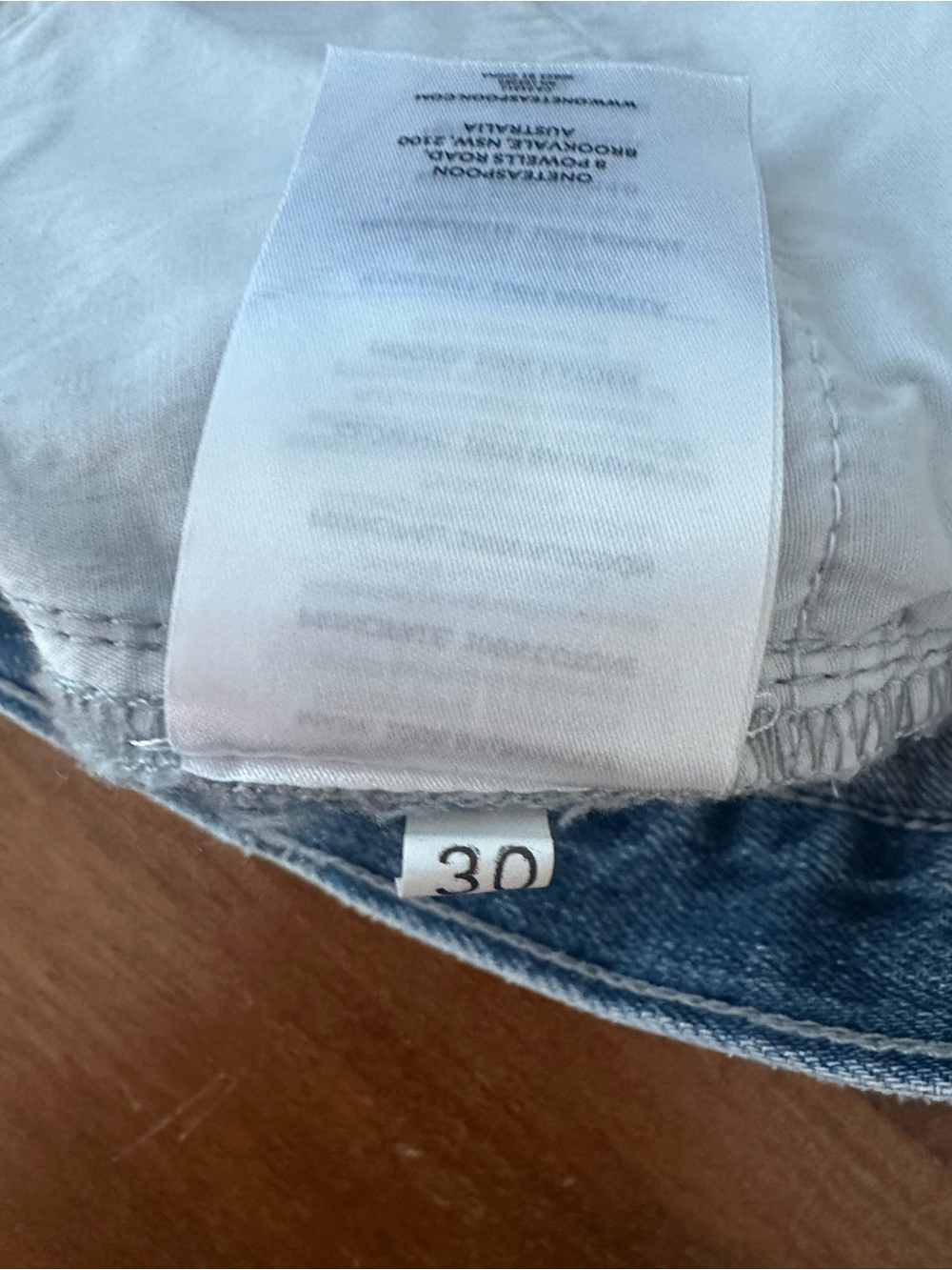 One Teaspoon Salty Dog Bandits Washed Light Blue Denim Women's Shorts 30 NWT - Picture 10 of 10
